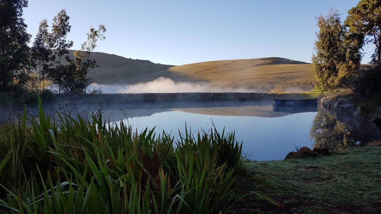Hotel Nguni Moon Tepee Camp Underberg Exterior foto
