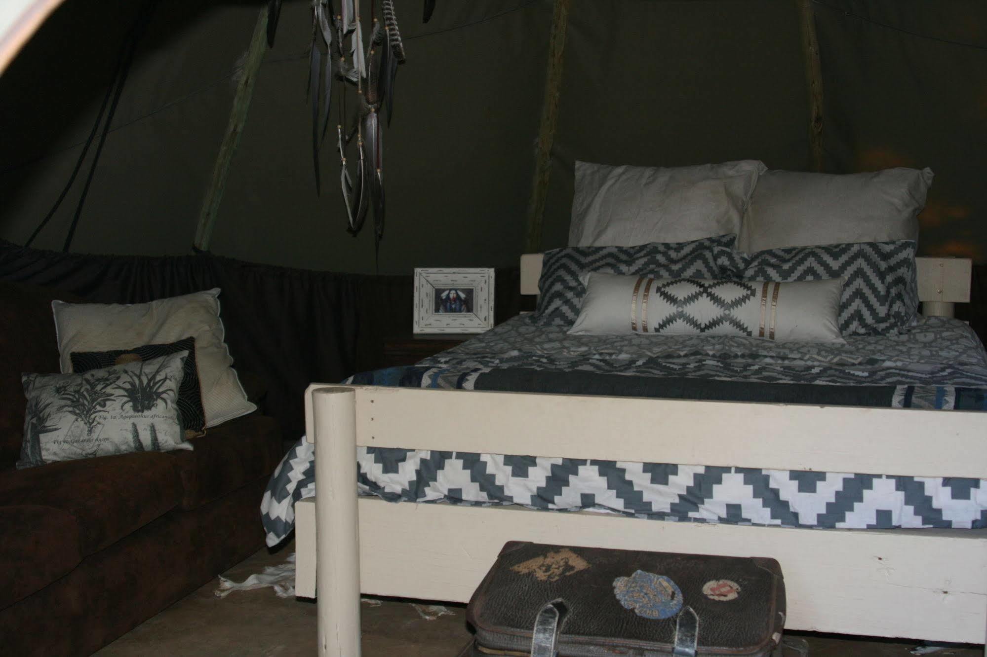 Hotel Nguni Moon Tepee Camp Underberg Exterior foto