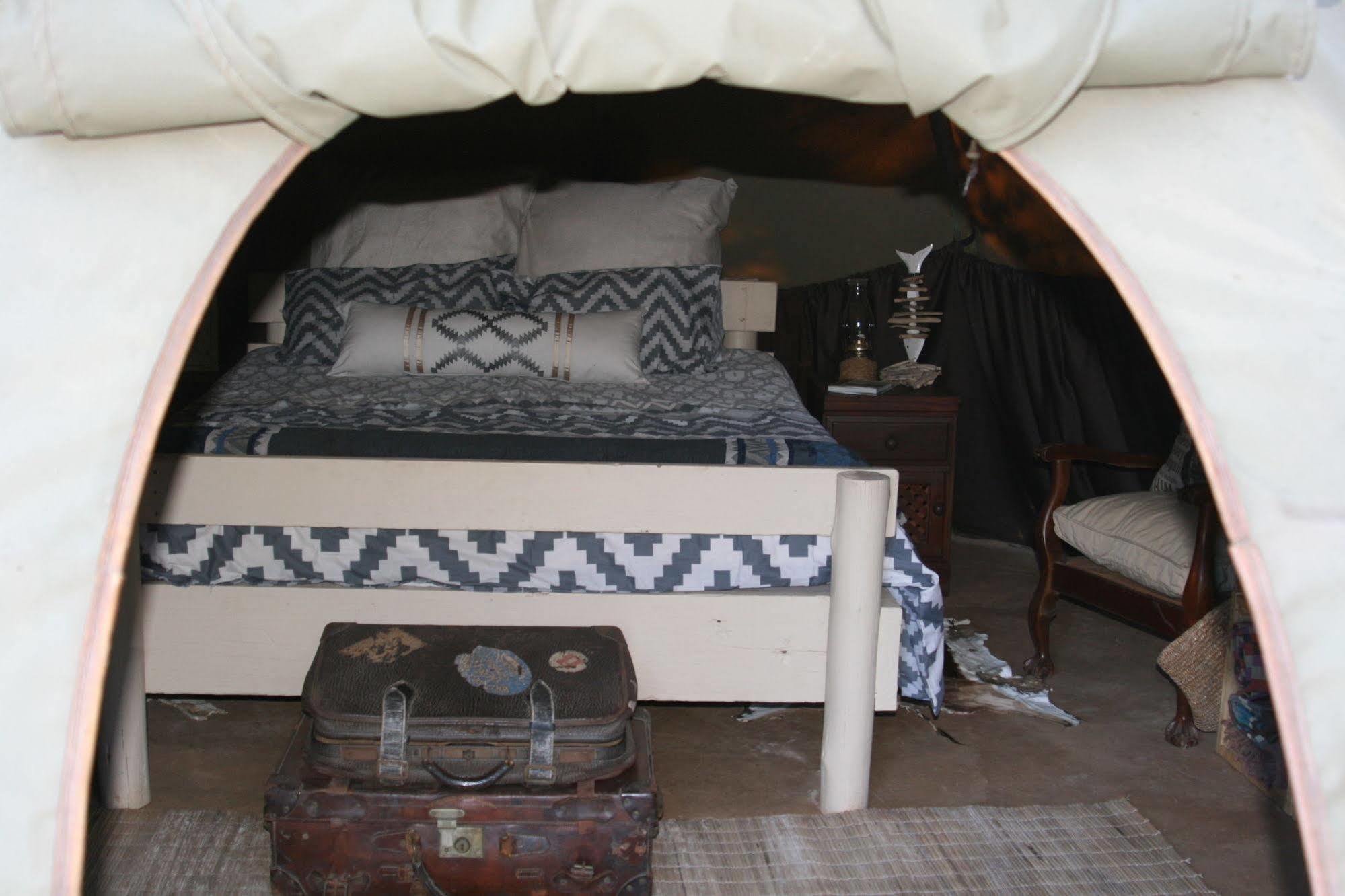 Hotel Nguni Moon Tepee Camp Underberg Exterior foto