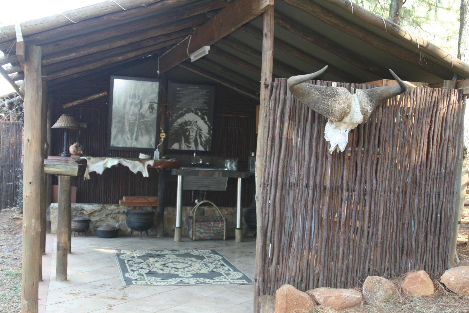 Hotel Nguni Moon Tepee Camp Underberg Exterior foto